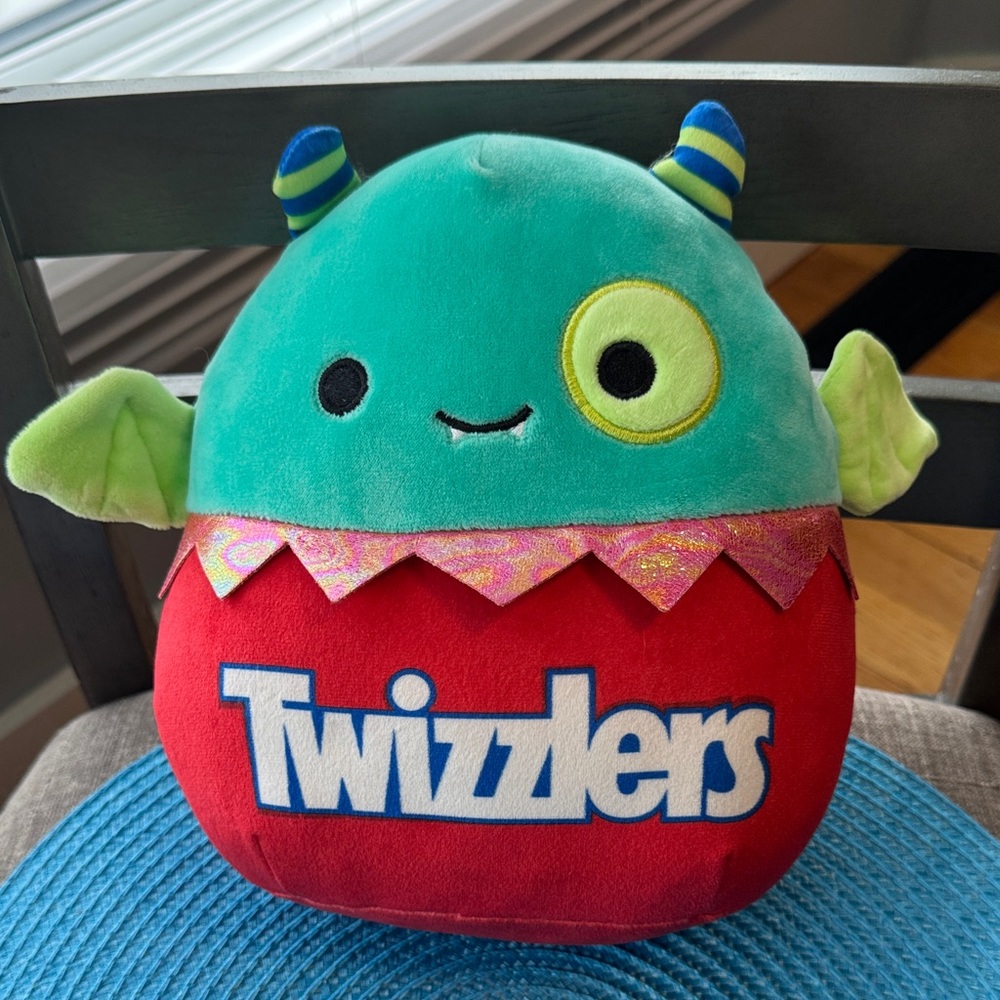 Squishmallows 2022 Halloween Zelic Bat Twizzlers Plush